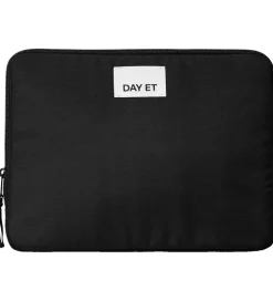 DAY ET Sleeve - Gweneth RE-S Folder13 - Sort