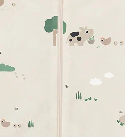 Done by Deer Sovepose - 70 cm - Tiny Farm - Sand