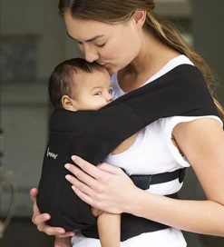 Ergobaby Bæresele - Embrace - Soft & Snug Knit - Pure Black