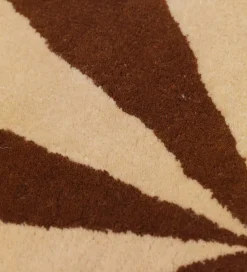 ferm Living Gulvtæppe - Uld - Ø: 130 cm - Brick/Hvid