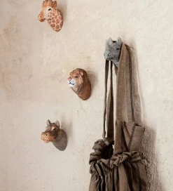 ferm Living Knage - Håndskåret Træ - 9,5x9,5x5 cm - Giraf