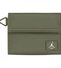 Jordan Pung - Trifold - Olive