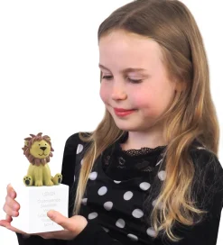 Kids by Friis Sparebøsse - 6x6x13 cm - Løven