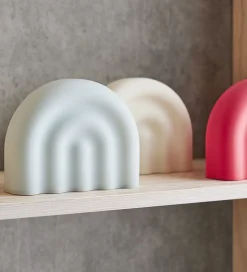 OYOY Natlampe - Rainbow - 18x14x6 cm - Cherry Red